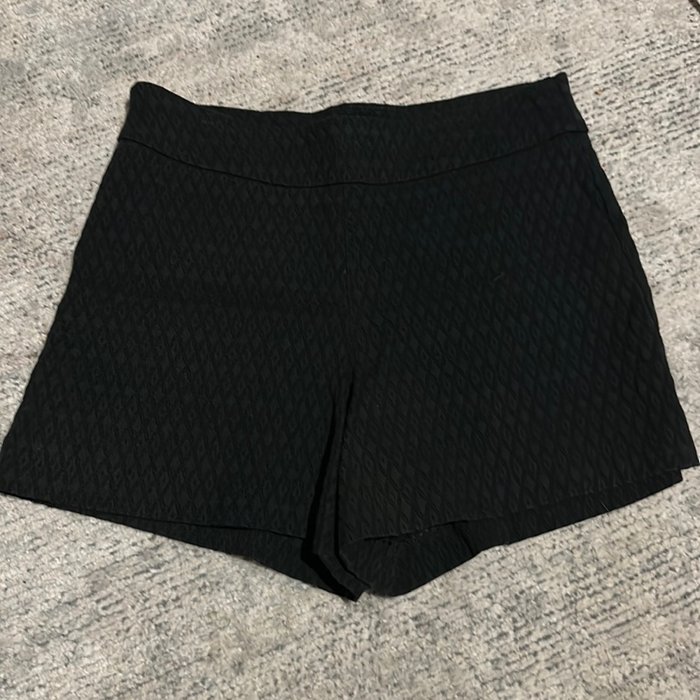 Margaret M Slimming Pant Black Lea Printed Textured Short High Waist Size Medium